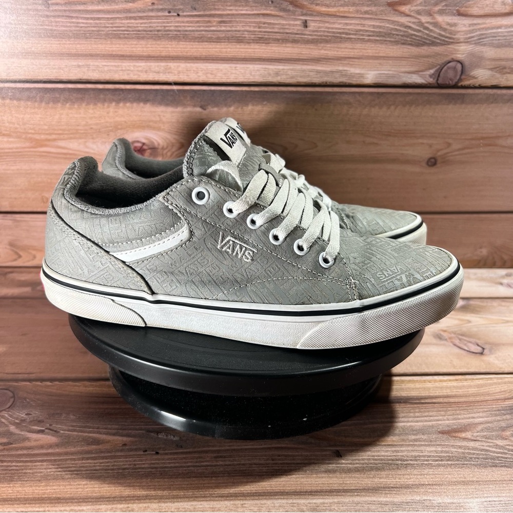 Vans Low Top Sneakers in Light Gray Canvas